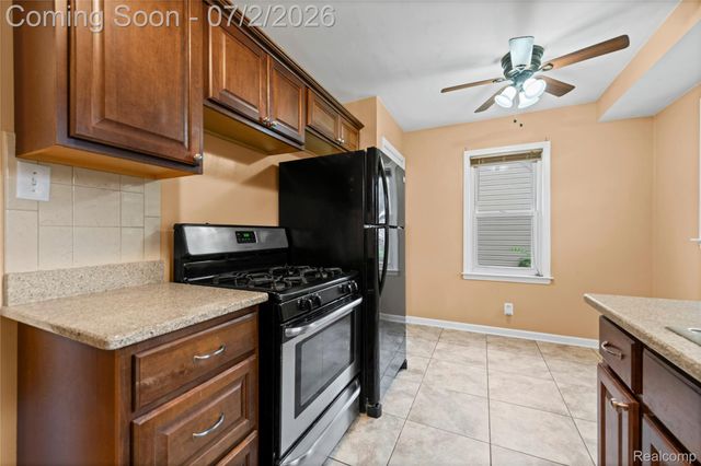 24719 Princeton Street, Dearborn, MI 48124