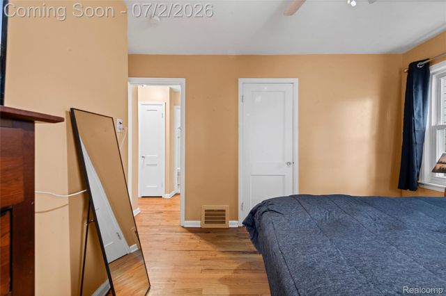 24719 Princeton Street, Dearborn, MI 48124