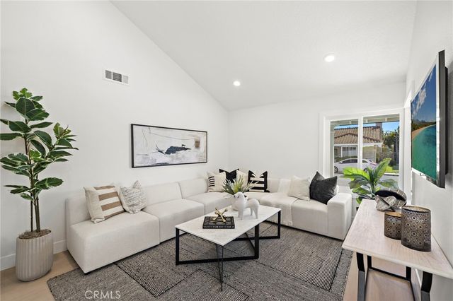 20 Osoberry, Rancho Santa Margarita, CA 92688