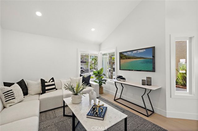 20 Osoberry, Rancho Santa Margarita, CA 92688