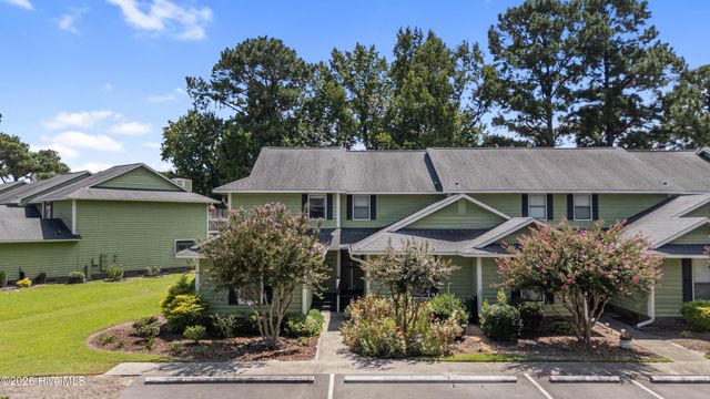 3954 Echo Farms Boulevard, Wilmington, NC 28412