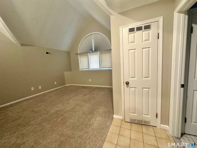 918 Quinnipiac Avenue 7, New Haven, CT 06513