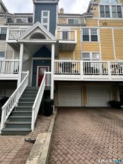 918 Quinnipiac Avenue 7, New Haven, CT 06513