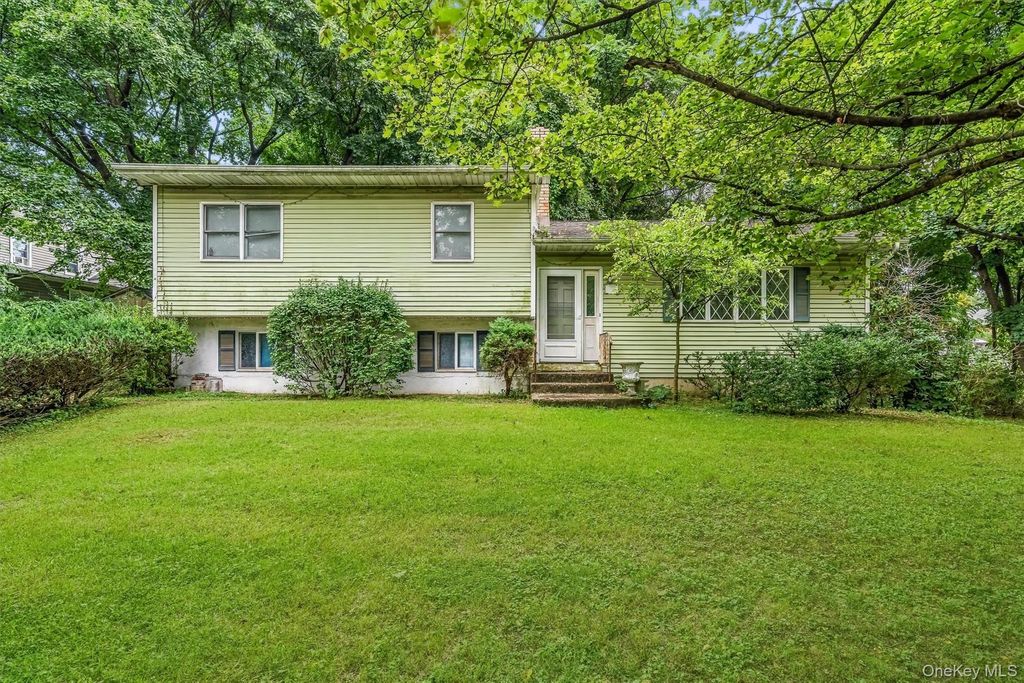 54 Clancy Avenue, New Windsor, NY 12553 — photo 2