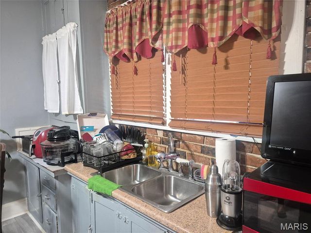 1401 N 54th Street, Washington Park, IL 62204