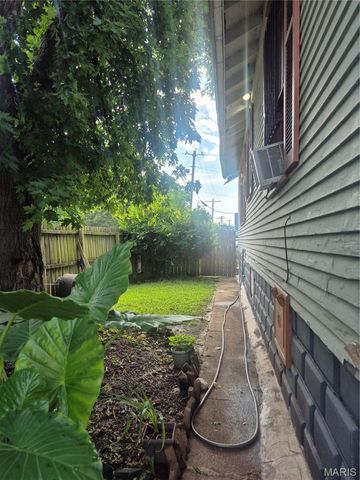 1401 N 54th Street, Washington Park, IL 62204
