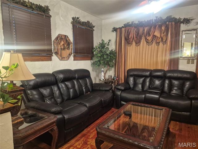 1401 N 54th Street, Washington Park, IL 62204