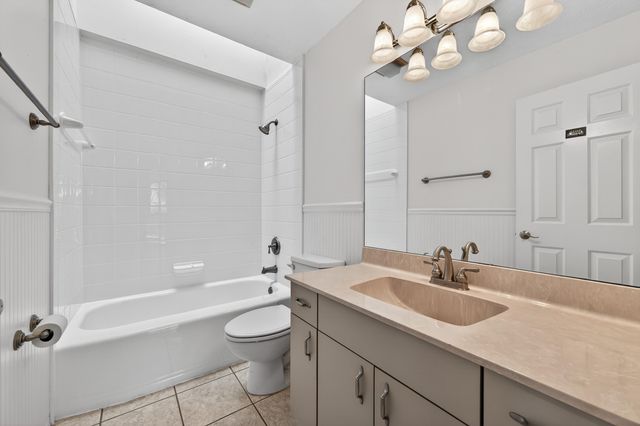 2988 SW Mariposa Circle, Palm City, FL 34990