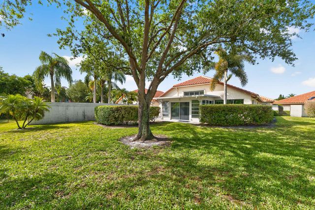 2988 SW Mariposa Circle, Palm City, FL 34990