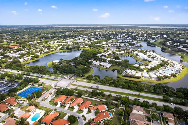 2988 SW Mariposa Circle, Palm City, FL 34990