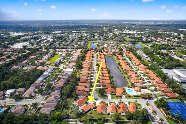 2988 SW Mariposa Circle, Palm City, FL 34990