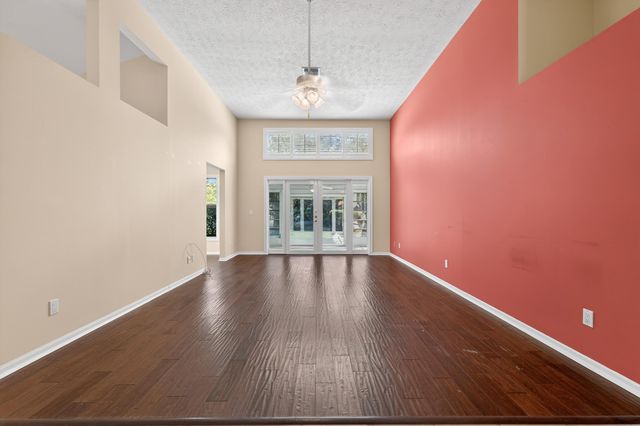 2988 SW Mariposa Circle, Palm City, FL 34990