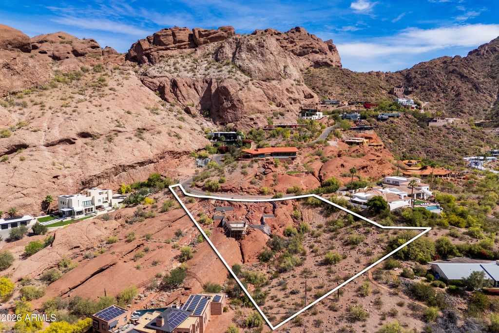 Image 2 of property listing at 4839 E GRANDVIEW Lane 45, Phoenix, AZ 85018