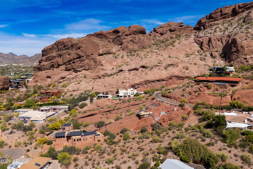 Image 31 of property listing at 4839 E GRANDVIEW Lane 45, Phoenix, AZ 85018