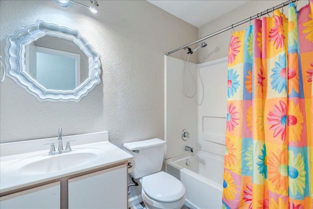 1142 Stone GDN, New Braunfels, TX 78130