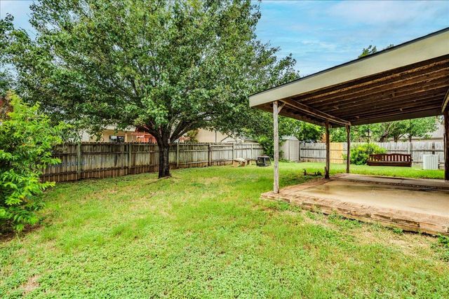 1142 Stone GDN, New Braunfels, TX 78130