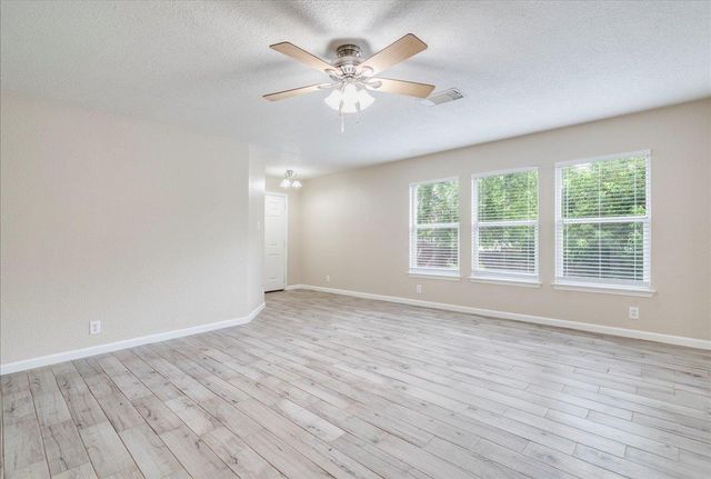 1142 Stone GDN, New Braunfels, TX 78130