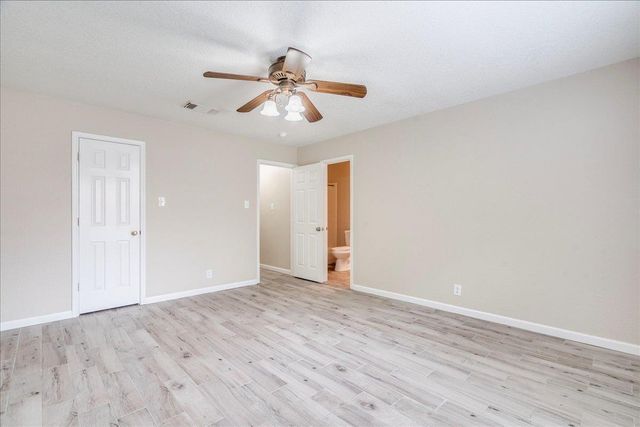 1142 Stone GDN, New Braunfels, TX 78130