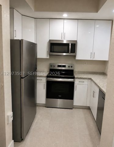 8964 W Flagler St 209, Miami, FL 33174