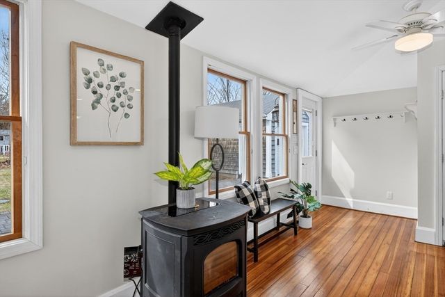 44 Baker St, Holliston, MA 01746