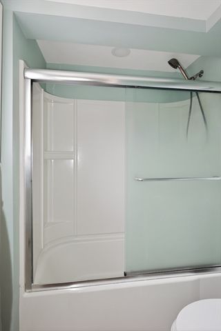 44 Baker St, Holliston, MA 01746