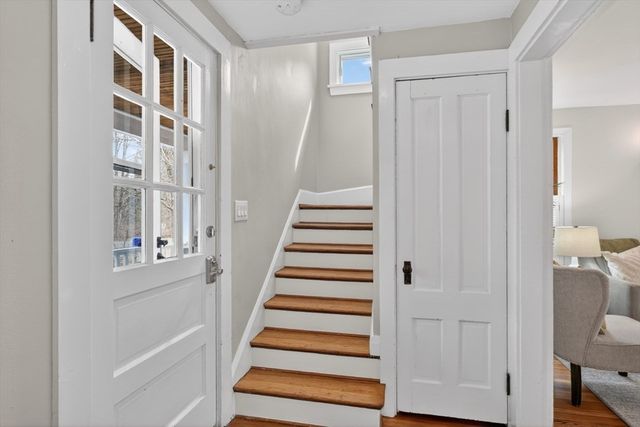 44 Baker St, Holliston, MA 01746