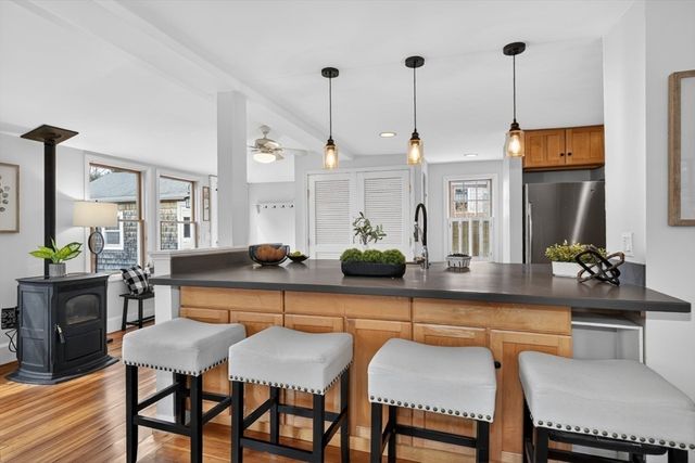 44 Baker St, Holliston, MA 01746