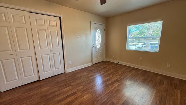 2644 Berryhill Drive, Fort Worth, TX 76105