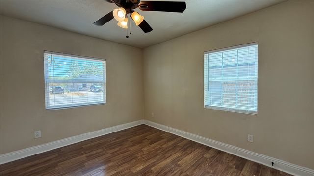 2644 Berryhill Drive, Fort Worth, TX 76105