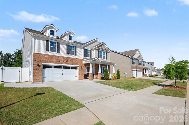 7833 Stonehouse Drive, Gastonia, NC 28056
