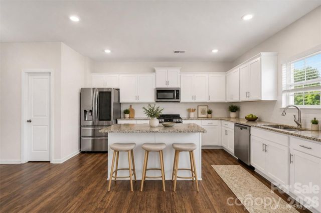 7833 Stonehouse Drive, Gastonia, NC 28056