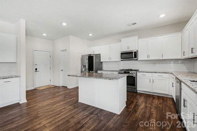 7833 Stonehouse Drive, Gastonia, NC 28056