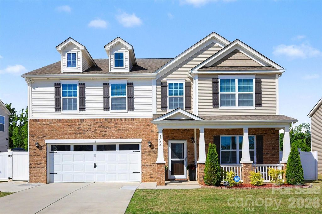 7833 Stonehouse Drive, Gastonia, NC 28056