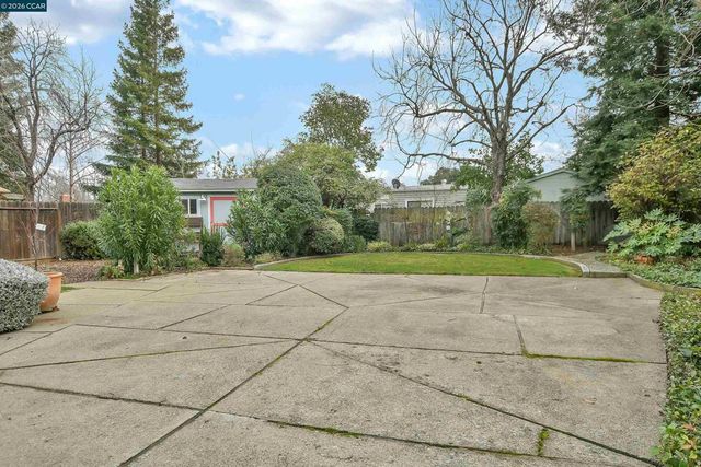 3818 Village Rd, Concord, CA 94519