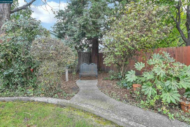 3818 Village Rd, Concord, CA 94519