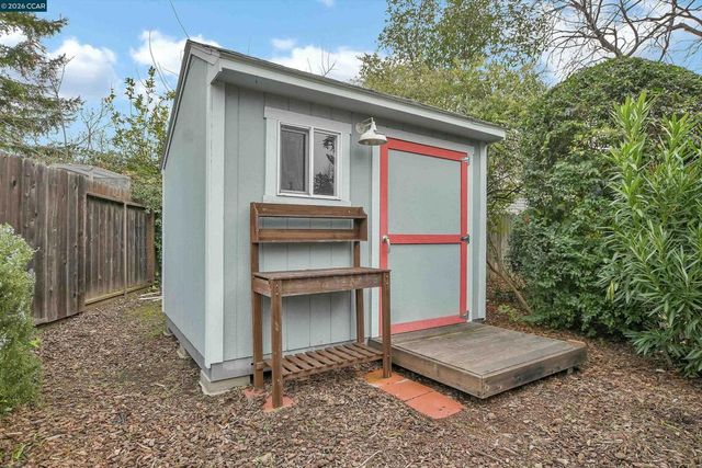 3818 Village Rd, Concord, CA 94519