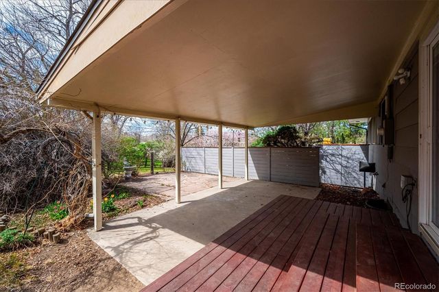 7937 W Chestnut Drive, Littleton, CO 80128