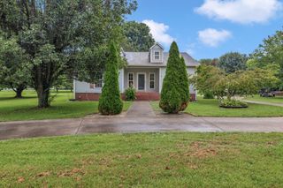876 Monument Rd, Summertown, TN 38483