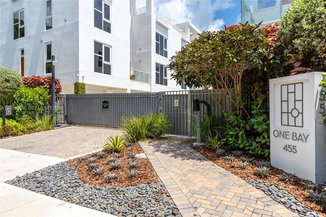 455 NE 39th Street 109, Miami, FL 33137