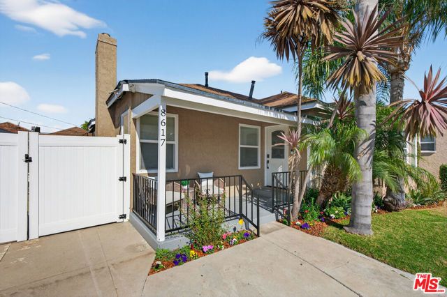 8617 Olin Street, Los Angeles, CA 90034