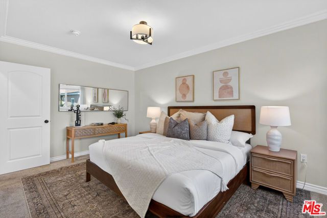 8617 Olin Street, Los Angeles, CA 90034