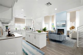 14251 Magnolia, Sherman Oaks, CA 91423