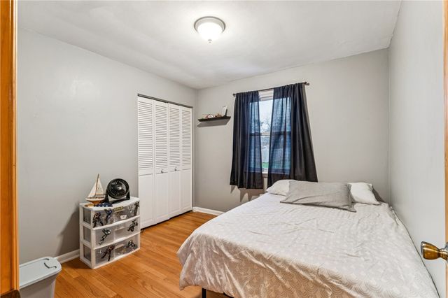 115 Briarcliff Dr, Chippewa Twp, PA 15010