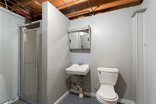 115 Briarcliff Dr, Chippewa Twp, PA 15010