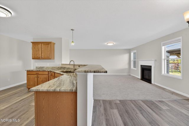 10781 Sun Trace Drive, Perrysburg, OH 43551