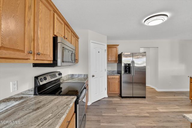 10781 Sun Trace Drive, Perrysburg, OH 43551