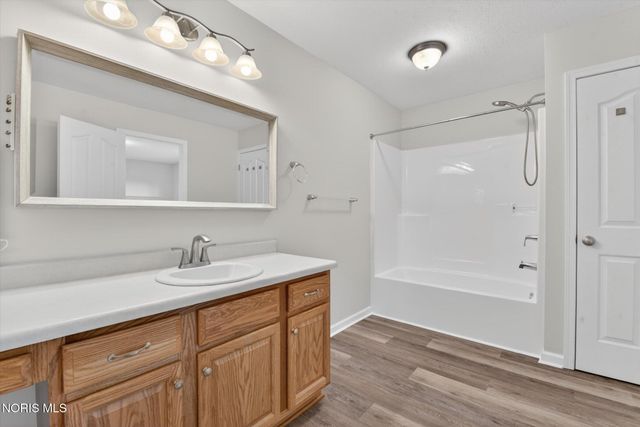10781 Sun Trace Drive, Perrysburg, OH 43551