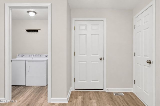 10781 Sun Trace Drive, Perrysburg, OH 43551
