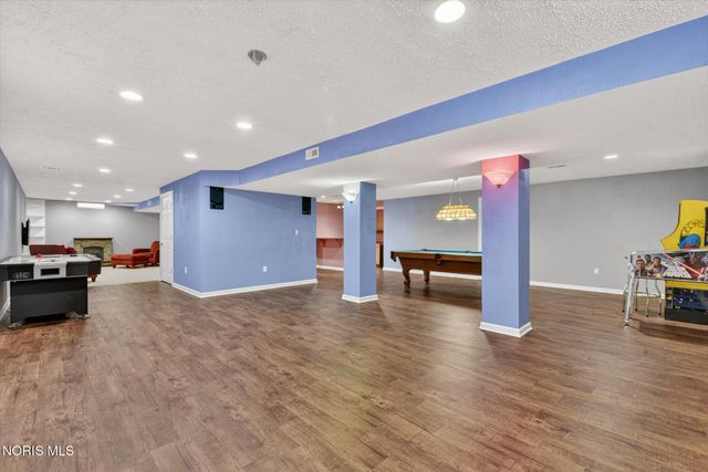 10781 Sun Trace Drive, Perrysburg, OH 43551