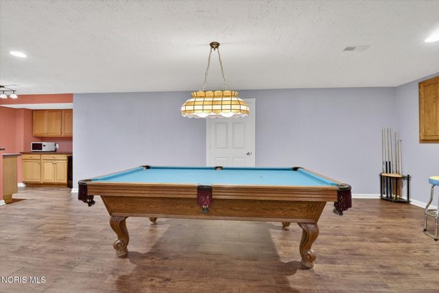 10781 Sun Trace Drive, Perrysburg, OH 43551